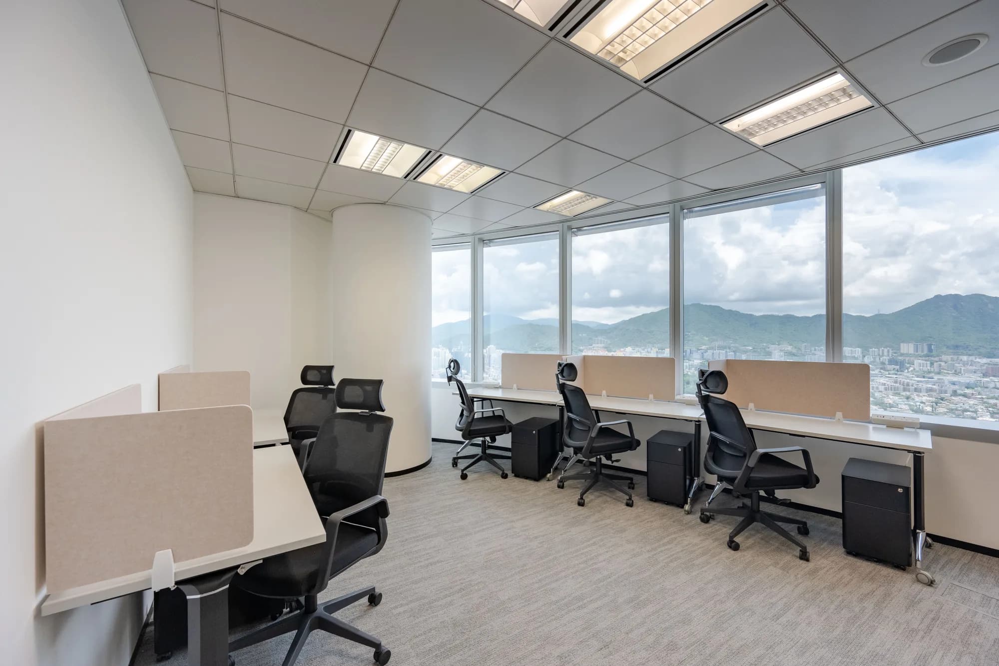 Coworking membership at Langham Place Office Tower